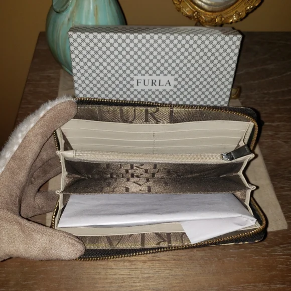 Furla Leopard Print Zip Wallet w/ Gold Hardware, Bow Accent, Dusty & Box - Picture 7 of 12